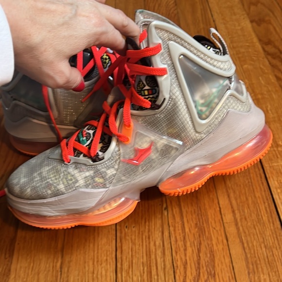 Nike LeBron Fast Food Edition Basketball Shoe - Picture 2 of 6